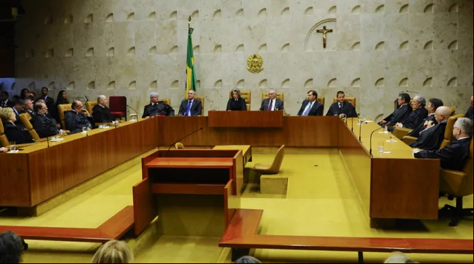 SupremoTribunalFederal_-_Wikimedia.jpg ?? 