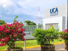 Fachada da Universidade Centro-Americana (UCA) da Nicarágua.