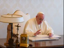 Papa Francisco pronuncia sua videomensagem.