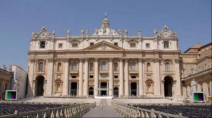 Vaticano_WikipediaJanericloebe_DominioPublico_1.jpg ?? 