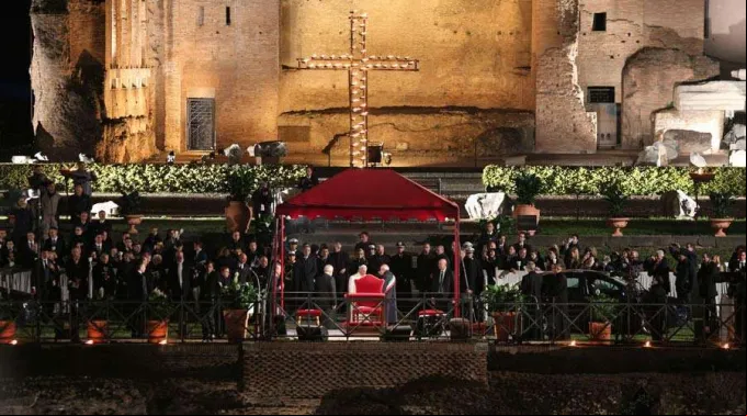 ViaCrucis2017Papa.jpg ?? 