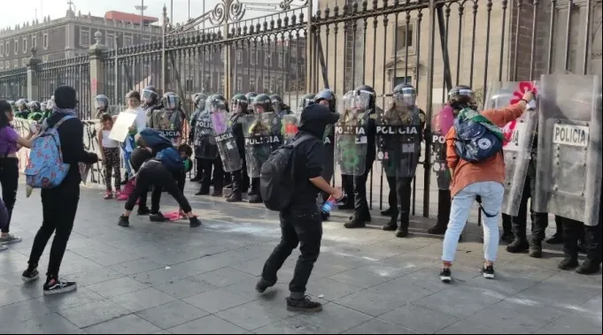 Violentas-Feministas-Catedral-Mexico-8M-David-Ramos-070321_1.jpg ?? 