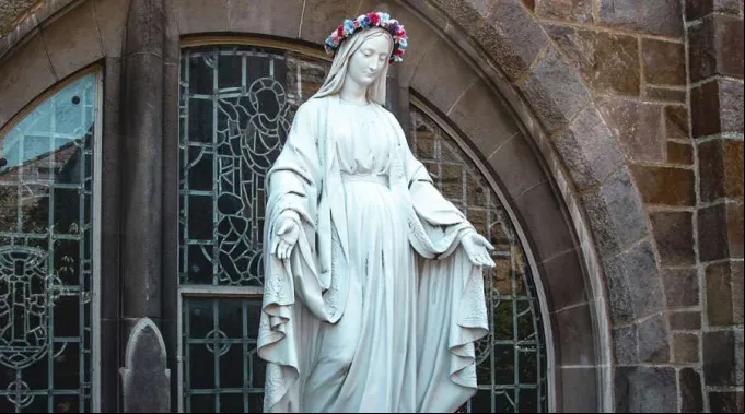 VirgenMaria-Unsplash-12022020.jpg ?? 