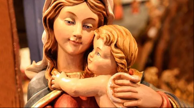 VirgenMaria_PixabayDominioPublico_151115.jpg