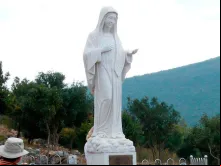 Uma imagem da Virgem de Medjugorje. Foto Wikipédia Beemwej (CC-BY-SA-3.0)