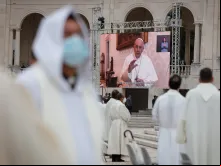 Vídeo-mensagem do Papa Francisco exibida no Santuário de Fátima.