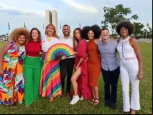 Participantes do "1º Encontro de LGBT+eleites", em Brasília.
