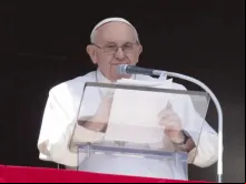 Papa Francisco no ângelus de hoje (12). 