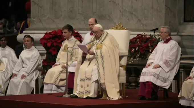 new-years-2023-francis.jpg ?? 
