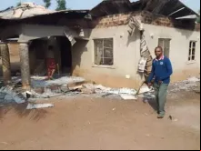 ruínas após ataque no estado de benue, na nigéria, em fevereiro de 2023.
