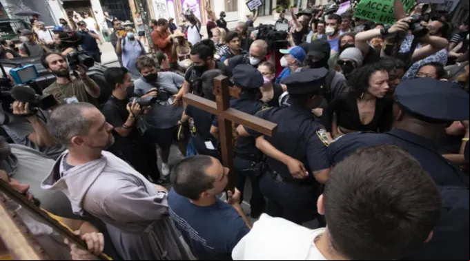 nyc-protest-s_1.jpg ?? 