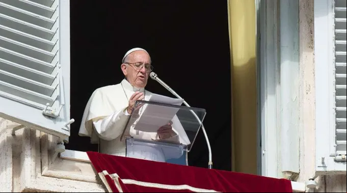 ok-PapaAngelus_261218_VaticanMedia.jpg ?? 
