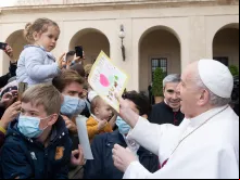 Papa Francisco na audiência geral de quarta-feira, 19 de maio.