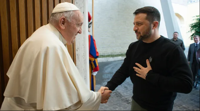 popeZellensky1352023.jpg ?? 