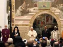 O Papa com os líderes de outras religiões em Assis