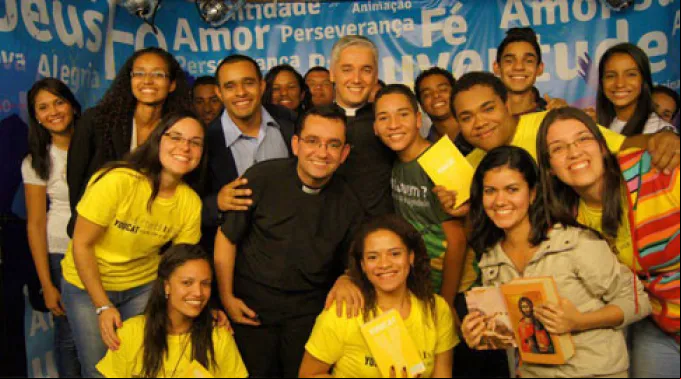 ppyoucatjovens2012.jpg ?? 
