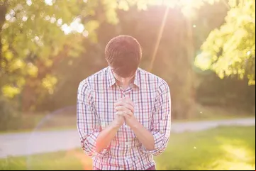 prayer-Unplash-08-04-2019.jpg